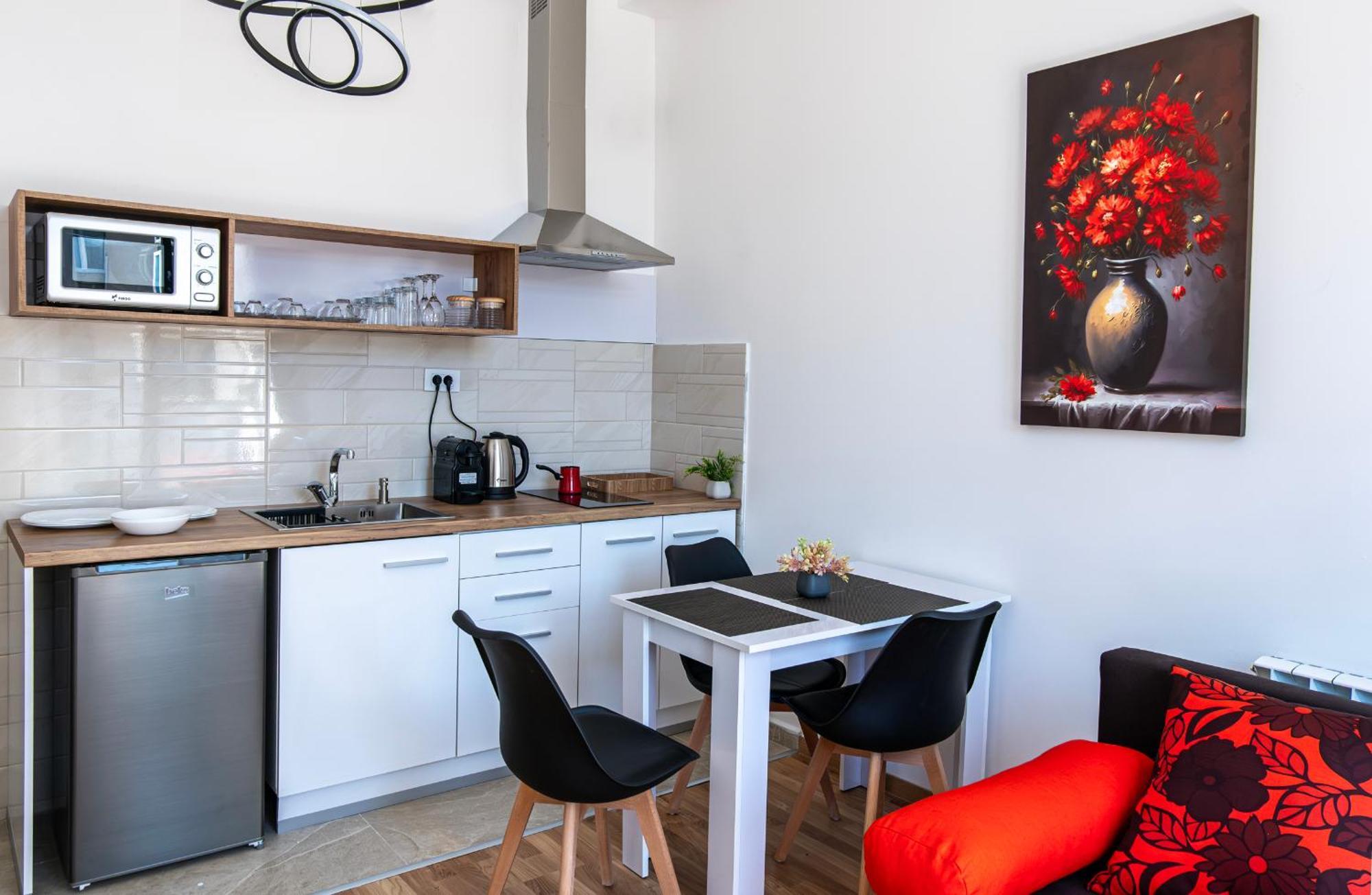 Home Art Apartments สโกเปีย ภายนอก รูปภาพ